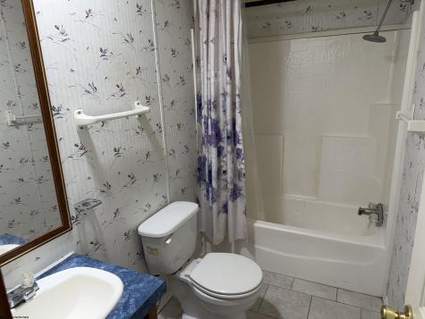 106 Levels Road Fairmont WV 26554