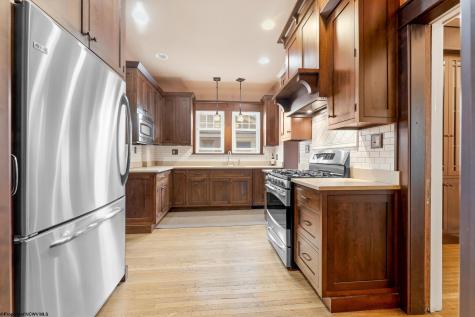 229 Morris Street Morgantown WV 26501