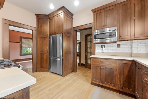 229 Morris Street Morgantown WV 26501