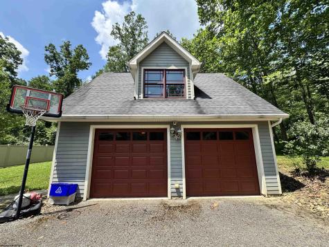 100 Turkey Ridge Morgantown WV 26508