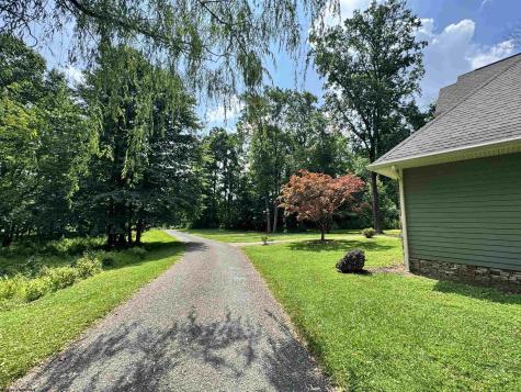 100 Turkey Ridge Morgantown WV 26508
