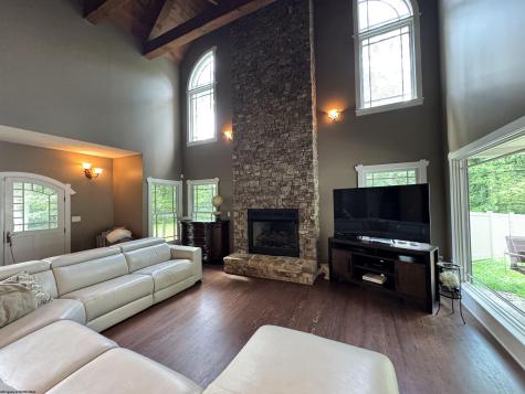 100 Turkey Ridge Morgantown WV 26508