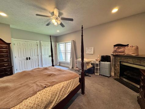 100 Turkey Ridge Morgantown WV 26508