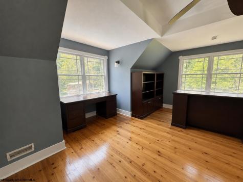 100 Turkey Ridge Morgantown WV 26508