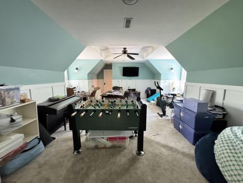 100 Turkey Ridge Morgantown WV 26508