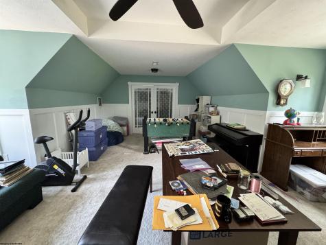 100 Turkey Ridge Morgantown WV 26508