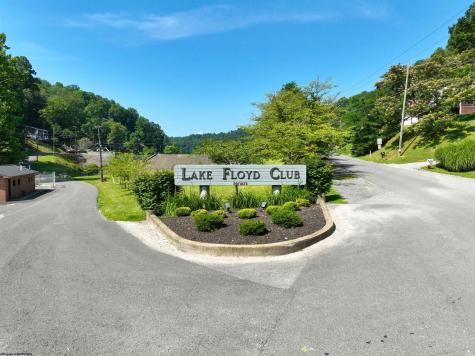 292 Lake Floyd Circle Bristol WV 26426