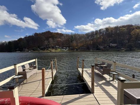 292 Lake Floyd Circle Bristol WV 26426