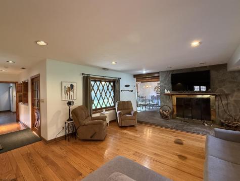 292 Lake Floyd Circle Bristol WV 26426