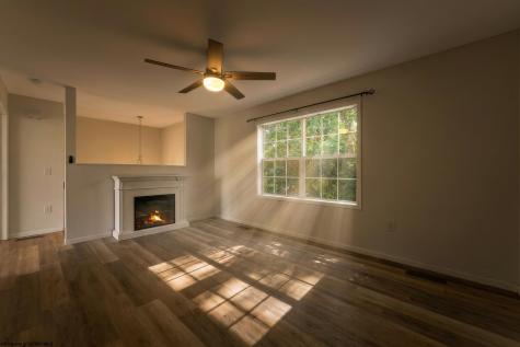 32 Woodside Lane Bridgeport WV 26330