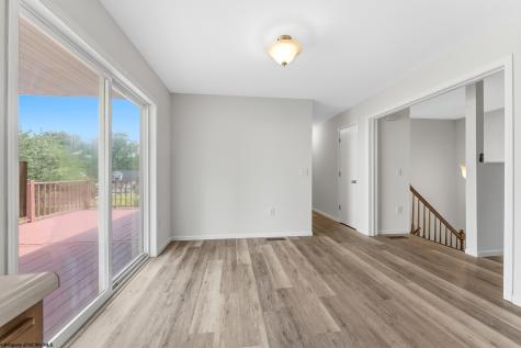 32 Woodside Lane Bridgeport WV 26330