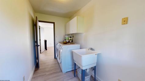 139 Carlson Drive Grafton WV 26354