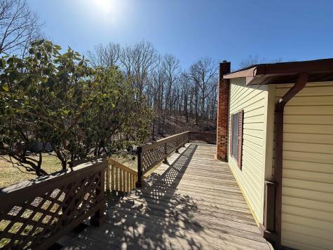 344 Harpertown Road Elkins WV 26241