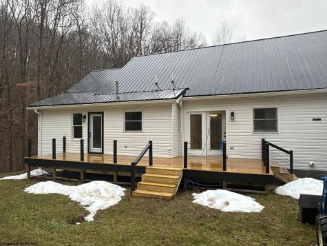 16 Mountain Aire Boulevard Elkins WV 26241