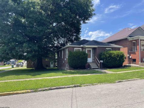 2005 Hamill Avenue Clarksburg WV 26301