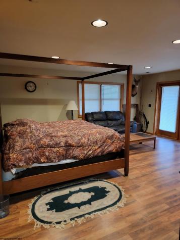 380 Flint Road Hillsboro WV 24946