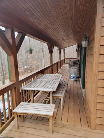 380 Flint Road Hillsboro WV 24946