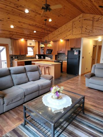 380 Flint Road Hillsboro WV 24946