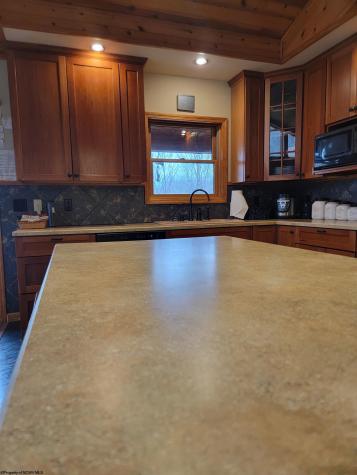 380 Flint Road Hillsboro WV 24946