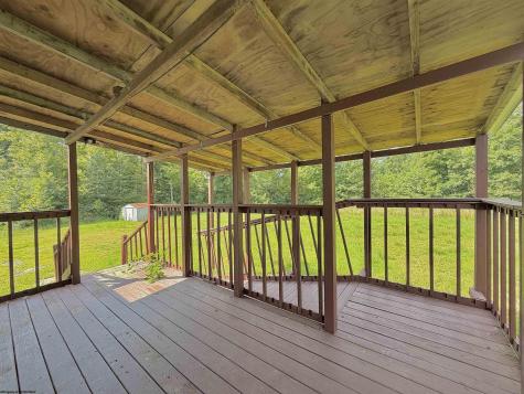 28 Margaret Road Mannington WV 26582