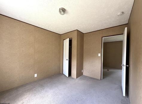 28 Margaret Road Mannington WV 26582