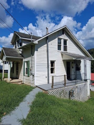 515 Elm Street Grantsville WV 26147