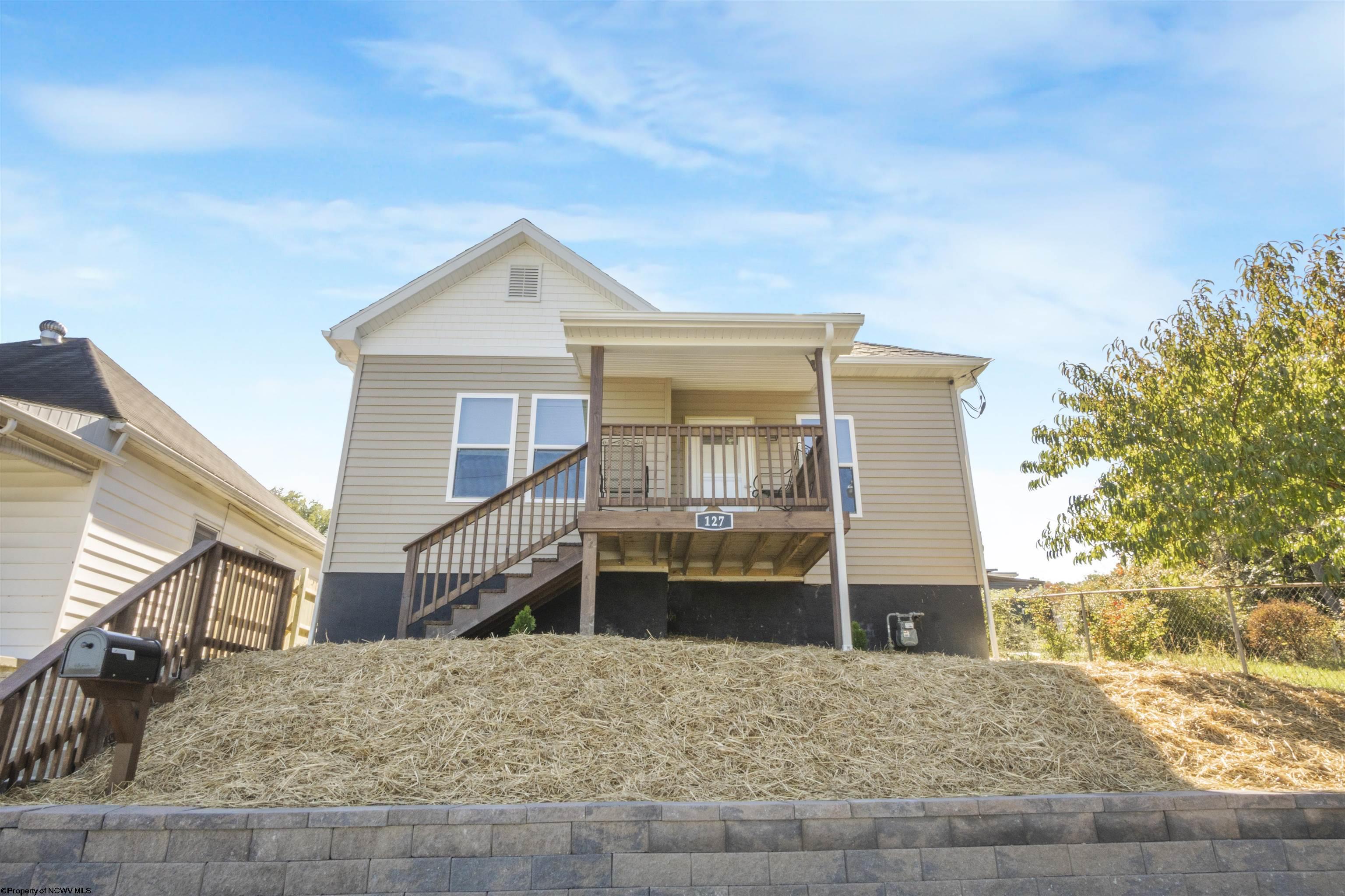 127 Floyd Street Clarksburg WV 26301