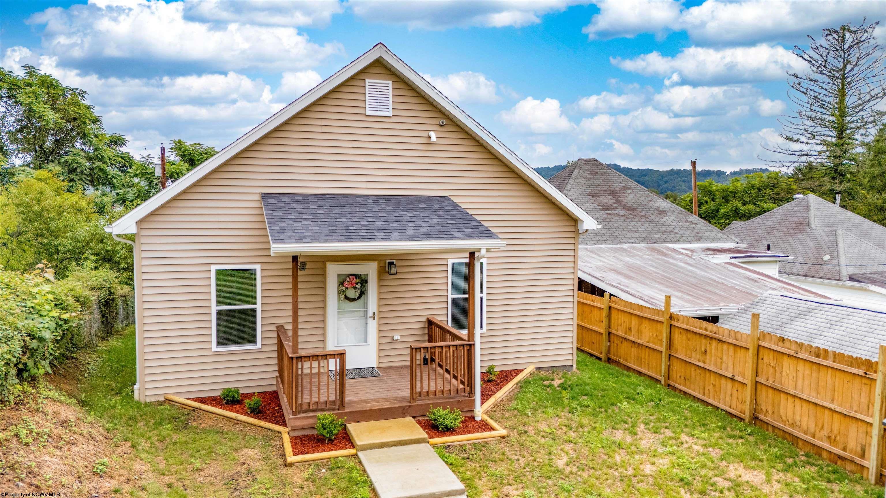 127 Floyd Street Clarksburg WV 26301