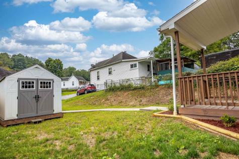 127 Floyd Street Clarksburg WV 26301