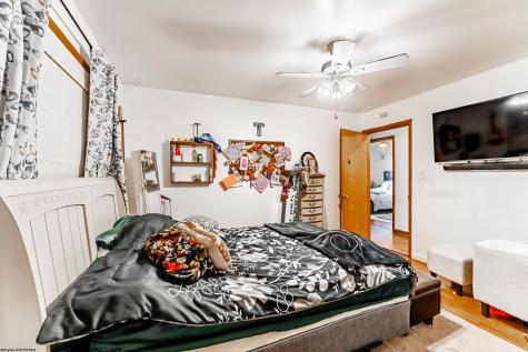 150 Morning View Lane Bridgeport WV 26330