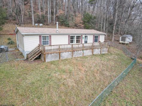 25 Second Avenue Ansted WV 25812