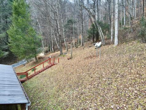 25 Second Avenue Ansted WV 25812