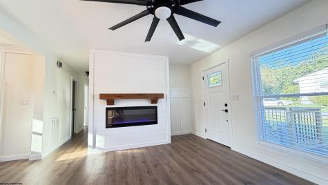 5263 Woodland Drive Clarksburg WV 26330-9336