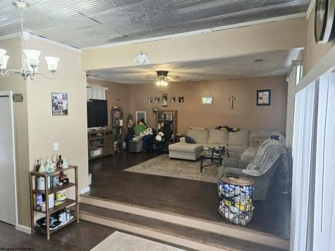 68 School Street Ellenboro WV 26346