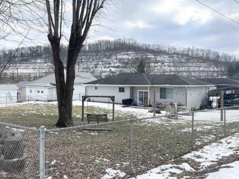 68 School Street Ellenboro WV 26346