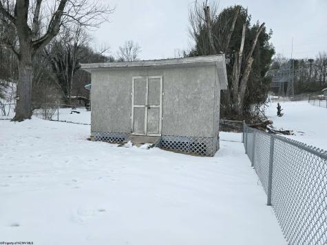 68 School Street Ellenboro WV 26346