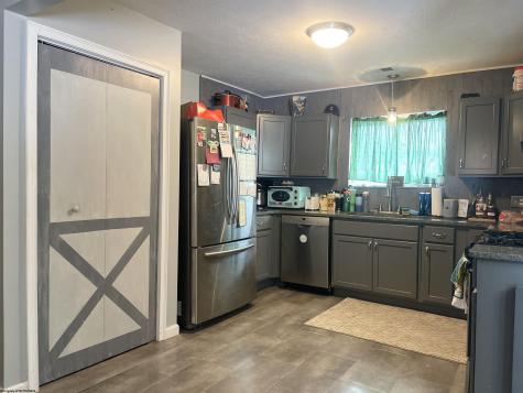 68 School Street Ellenboro WV 26346