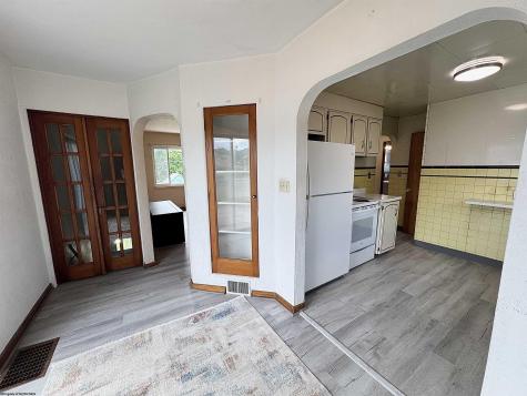 207 Florida Avenue Fairmont WV 26554