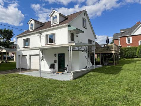 207 Florida Avenue Fairmont WV 26554
