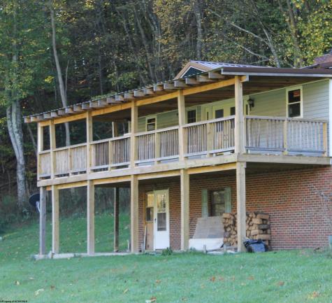89 Snyder Road Harman WV 26270