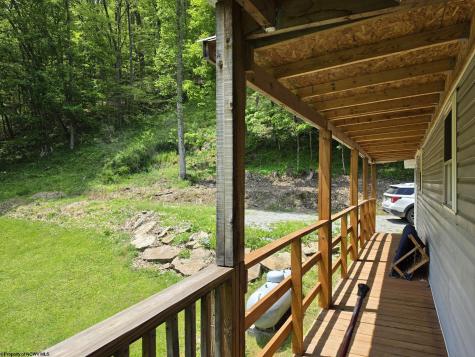 89 Snyder Road Harman WV 26270