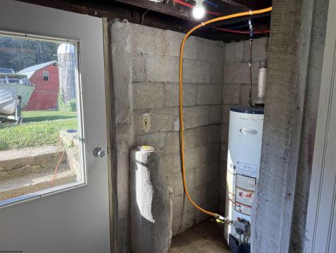 223 Dudley Fork Road Mannington WV 26582