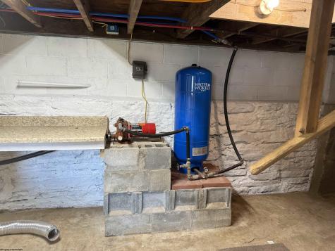 223 Dudley Fork Road Mannington WV 26582