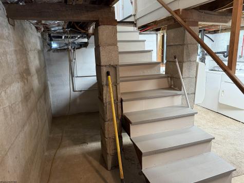 223 Dudley Fork Road Mannington WV 26582