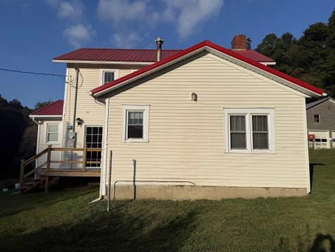 223 Dudley Fork Road Mannington WV 26582