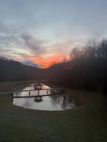 97 Indian Oaks Lane Belington WV 26250