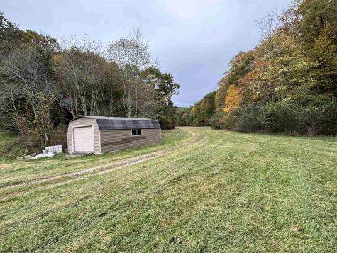 97 Indian Oaks Lane Belington WV 26250