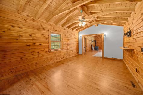 407 Wagon Wheel Road Huttonsville WV 26273