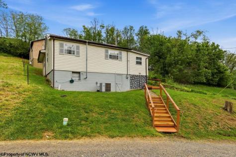115 Virginia Street Gassaway WV 26624