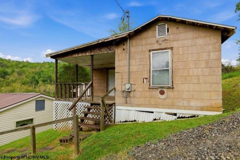 115 Virginia Street Gassaway WV 26624